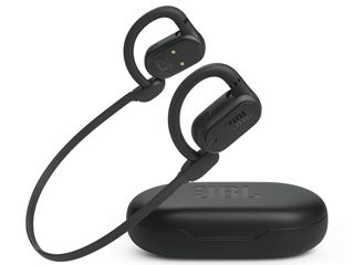 Um mergulho na felicidade com o JBL Soundgear Sense e o JBL Tune